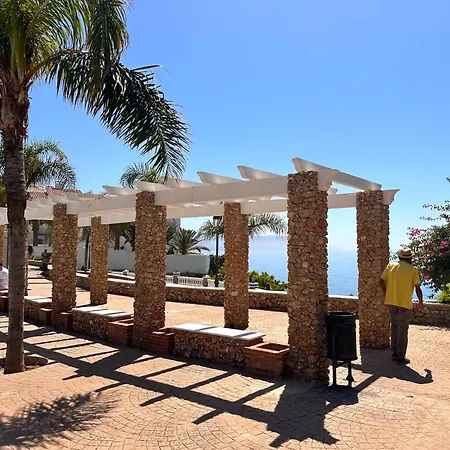 Tuhillo E1 Seaview Casasol