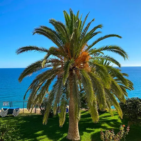 Tuhillo E1 Seaview Casasol Apartment *