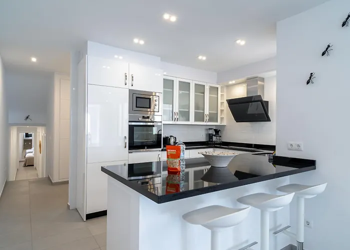 Tuhillo E1 Seaview Casasol