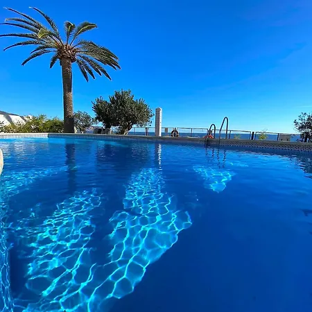 Апартаменти Tuhillo E1 Seaview Casasol Нерха